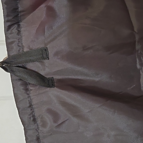 Skechers Black Drawstring Bag with Colorful Graphics Lips Shoes - Picture 4 of 4